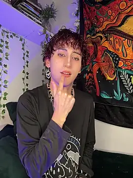 noynxz online show from June 19, 5:01 am