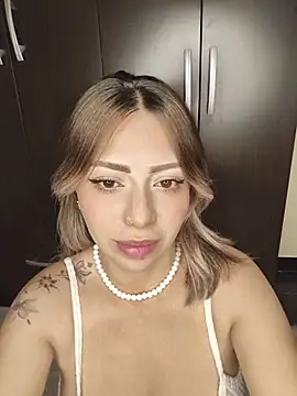 BellaDonna 16 online show from June 10, 1:28 am
