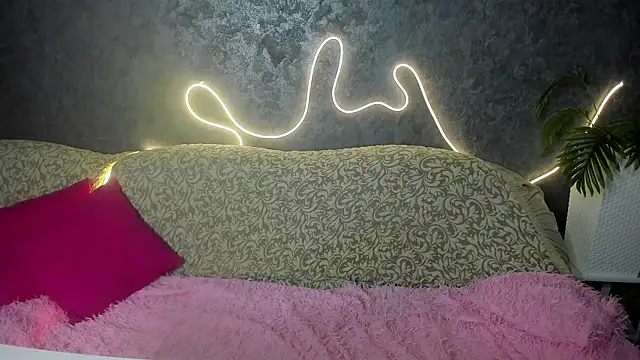 Dream Olivia online show from May 20, 2:51 am