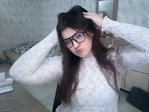  MaryLove  online show from February 12, 12:44 pm