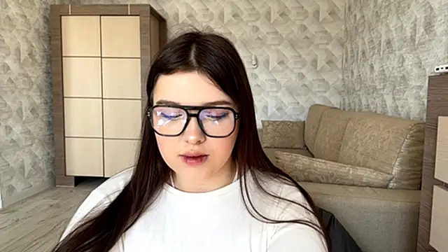  MaryLove  online show from March 18, 10:18 am