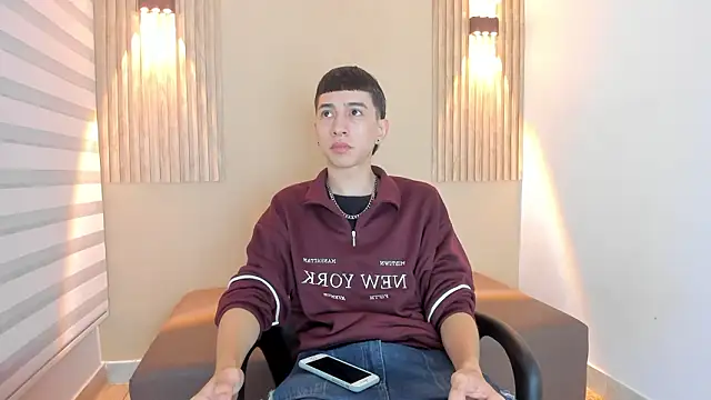 lian cameron online show from February 6, 3:44 am