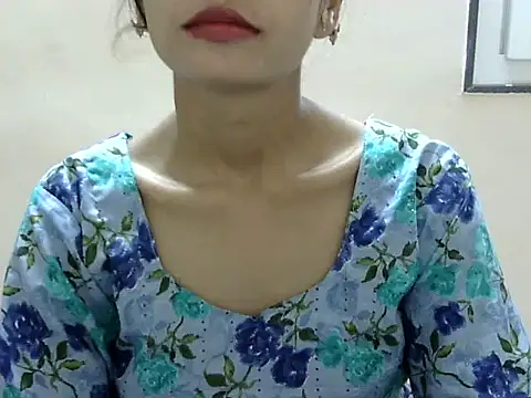 Snapshot of Kulsum_S chatting on May 27, 11:29 am Kulsum S online show from May 27, 11:29 am