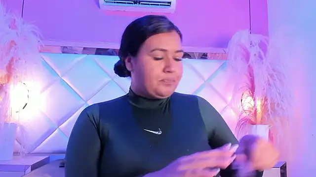 Dojaaiisha online show from March 9, 11:53 pm