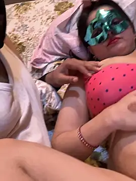 chublady online show from March 17, 4:39 am