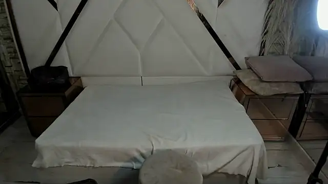 Shara Oz online show from February 14, 3:14 am