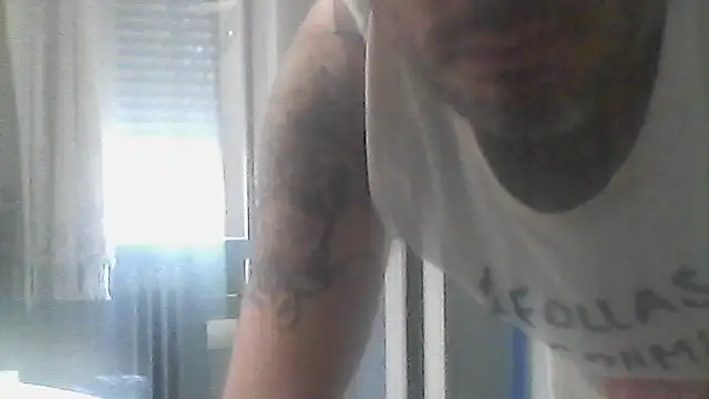 MrFumao online show from May 29, 5:11 pm