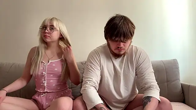 Cloud duo online show from March 12, 10:32 am