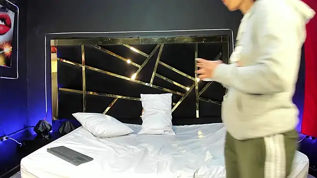 KataAndJordy online show from March 17, 1:14 pm