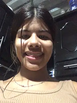 Snapshot of SidneyBrownn_ chatting on March 7, 7:27 am SidneyBrownn online show from March 7, 7:27 am