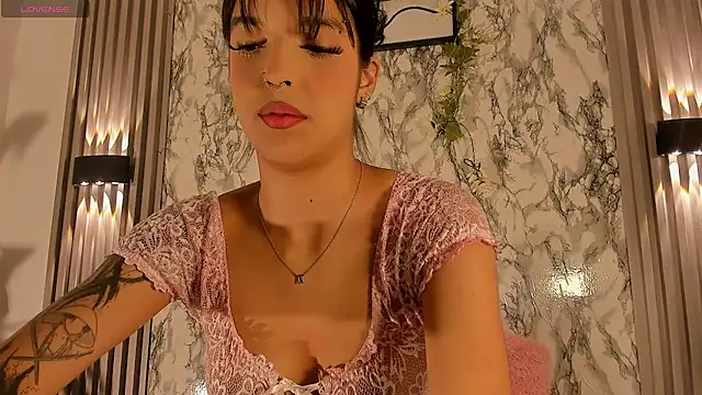 Snapshot of ChloeeMasonn chatting on July 13, 1:03 pm ChloeeMasonn online show from July 13, 1:03 pm