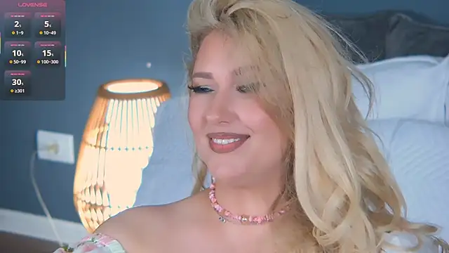 OndinaNoire online show from May 21, 9:44 pm