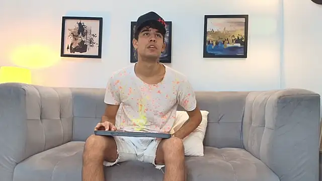 PRETTY COCK1 online show from February 15, 7:16 am