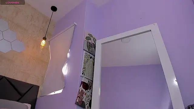 Naomy-lopez online show from March 2, 7:54 pm