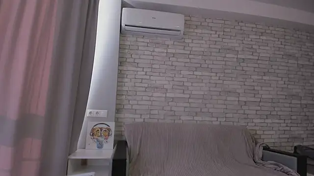 calystria online show from March 4, 7:58 am