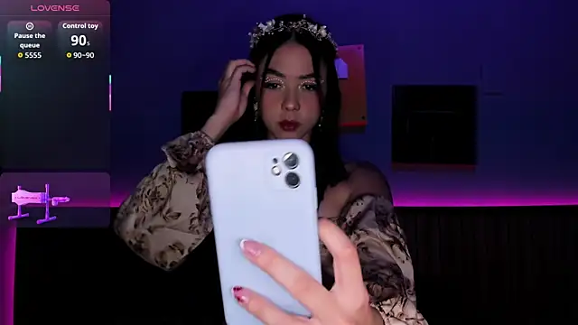 Brenda Vega online show from May 3, 11:22 pm