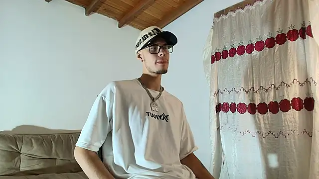 Vlad  night online show from June 6, 3:55 am