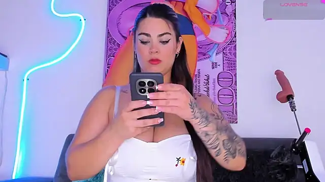 cmila0713 online show from April 30, 12:28 am