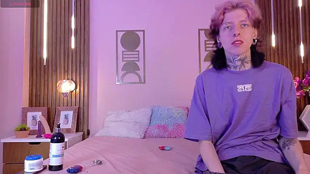 Hanna-Winchester online show from March 3, 8:48 pm