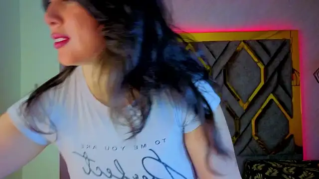 Luvienne online show from February 22, 7:34 pm