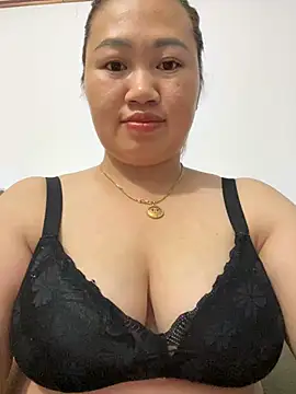 Puka2001 online show from March 17, 1:03 pm