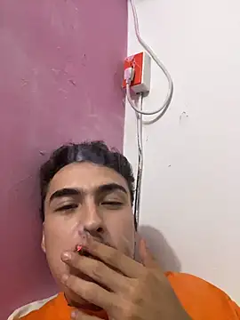 vanilla Kush online show from February 5, 3:00 am