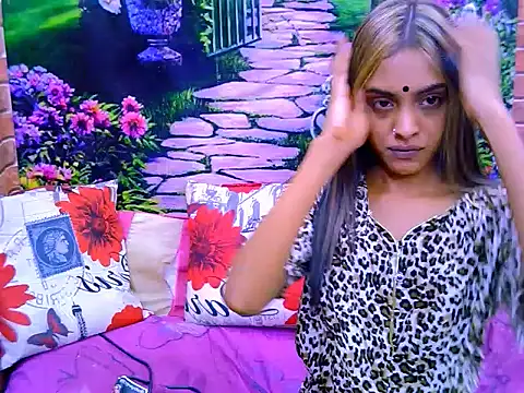 IndianPretty14u2Luv online show from July 13, 6:11 pm