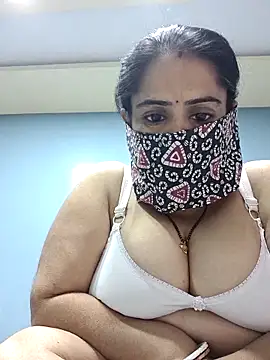 diyam4002 online show from February 10, 9:24 am