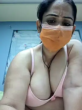 diyam4002 online show from February 24, 6:55 am