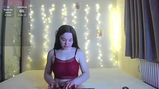 Mia Mia999 online show from April 24, 9:06 pm