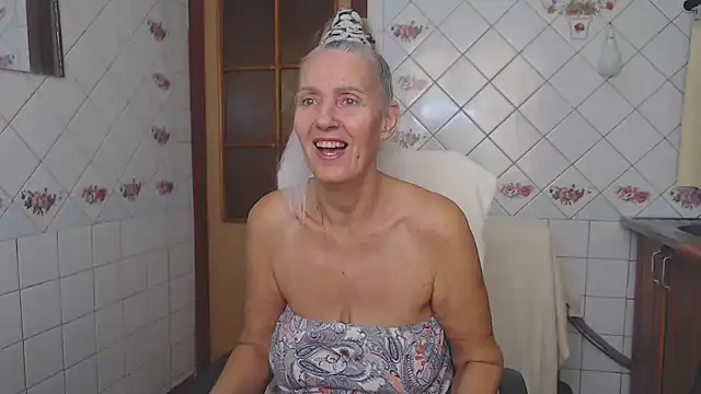 lukerya online show from January 2, 7:33 am