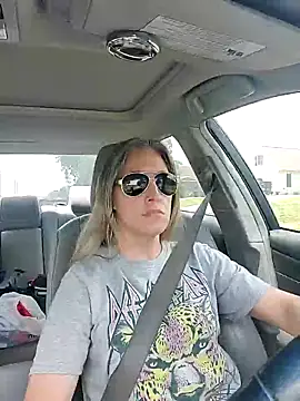 Sunflower0025 online show from May 19, 5:52 pm