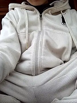 derylove  online show from March 7, 2:52 am