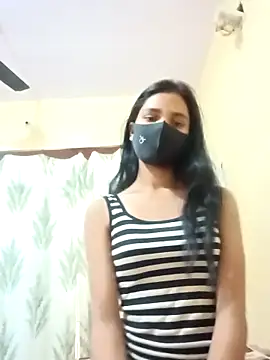 Snapshot of Mahira-- chatting on February 25, 4:22 am Mahira-- online show from February 25, 4:22 am