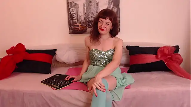 SabrinaBrows online show from July 6, 3:03 pm