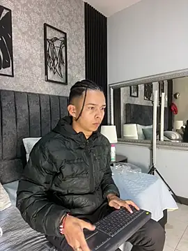 bliinkii and luka  online show from February 24, 12:36 pm