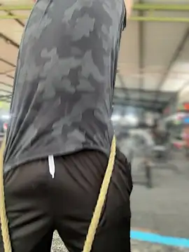 CreamKingg online show from April 8, 7:36 pm