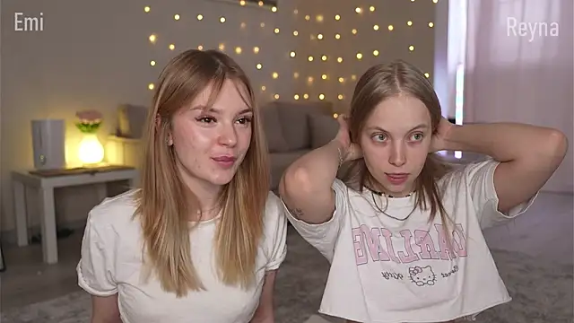 Appr0ved  online show from March 1, 2:52 pm