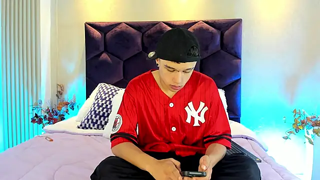 Dominik Souza online show from May 28, 5:43 pm