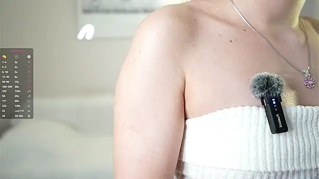 LoraLynn online show from March 9, 11:47 am