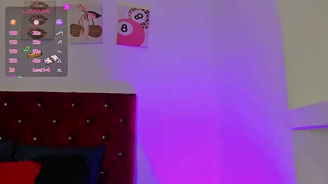 Isabella Moon9 online show from July 8, 12:42 pm