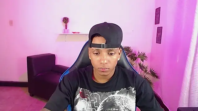 ostinn18 online show from March 10, 2:11 pm