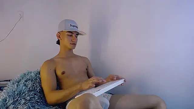 BabyAndy  online show from February 9, 10:03 pm