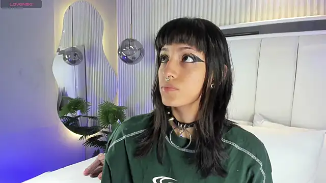 ViolettaColinss online show from June 9, 11:33 am
