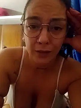 kuramaqueen online show from February 3, 4:10 am