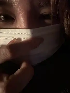  3 mNm 3  online show from February 16, 4:25 pm