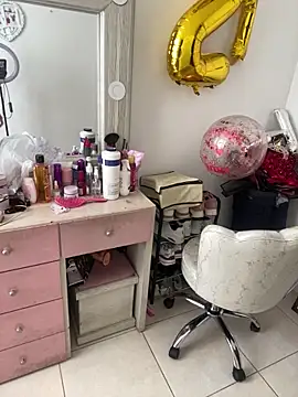 sweetlove- online show from April 23, 5:59 pm