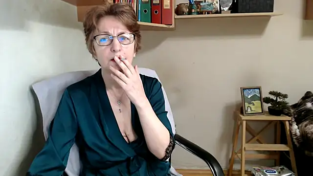 katemodel online show from January 13, 7:46 am