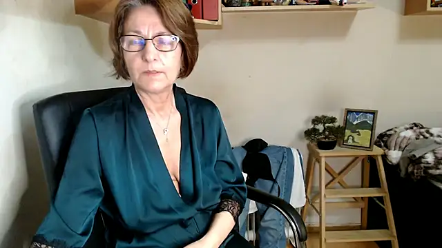 katemodel online show from July 25, 3:26 am