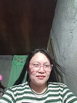 hotpinay 45 online show from April 24, 4:15 am